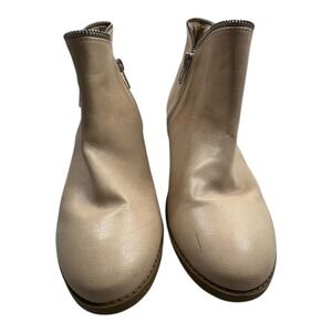 Charlotte Russe Women Beige Faux Leather Ankle Boots Side Zip Block‎ Heel Size 7